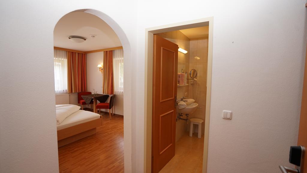מאיירהופן Appartements Rosa חדר תמונה